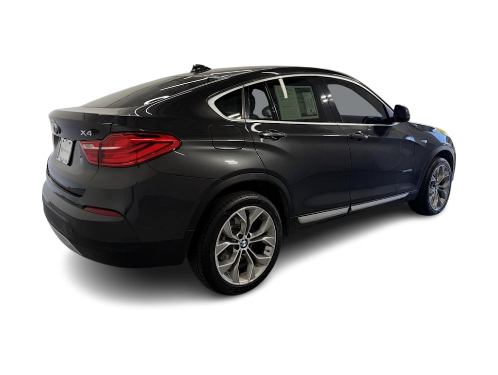 Thumbnail: 2018 BMW X4 - 17
