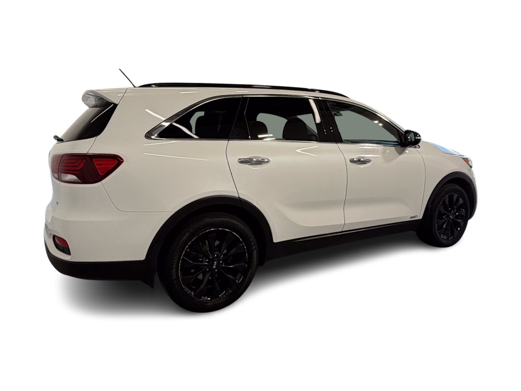 Thumbnail: 2020 Kia Sorento - 17