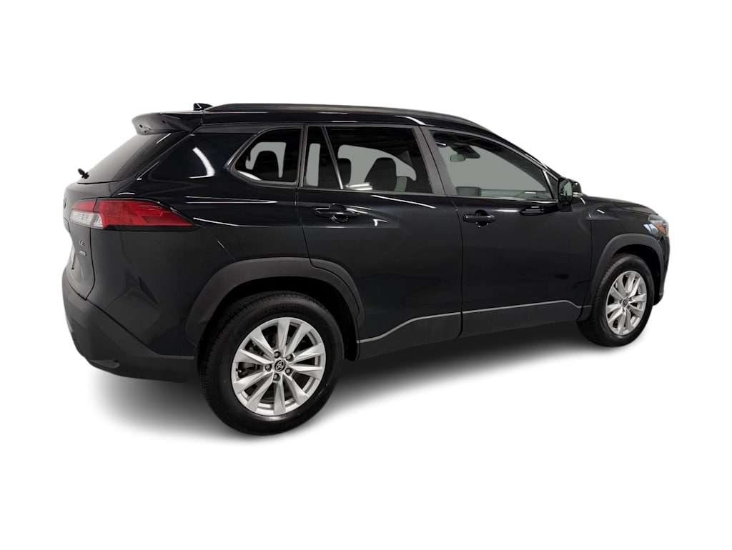 Thumbnail: 2022 Toyota Corolla Cross - 15