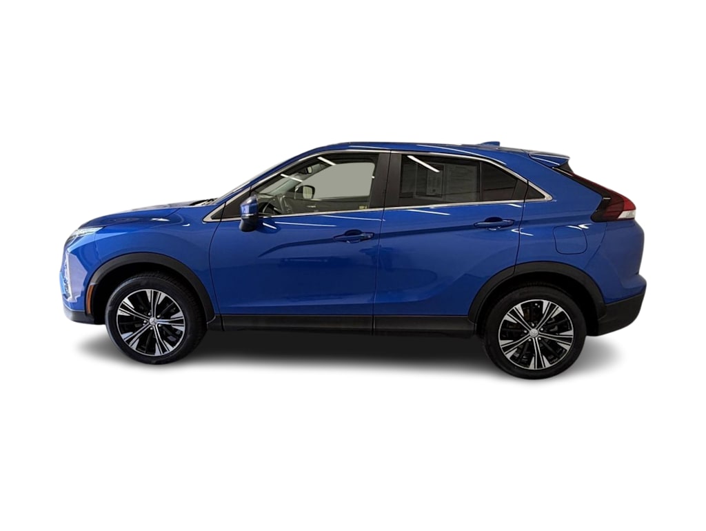 Thumbnail: 2022 Mitsubishi Eclipse Cross - 3