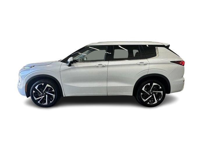 2024 Mitsubishi Outlander SEL 3