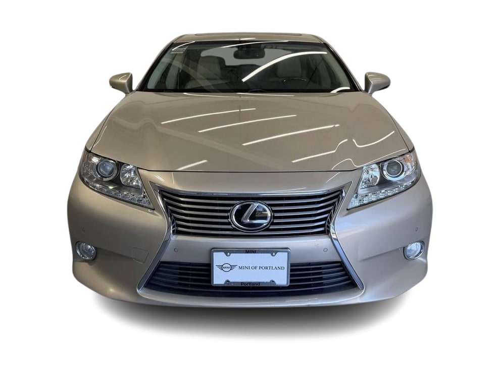 Thumbnail: 2013 Lexus ES - 6