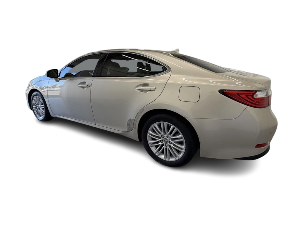Thumbnail: 2013 Lexus ES - 4