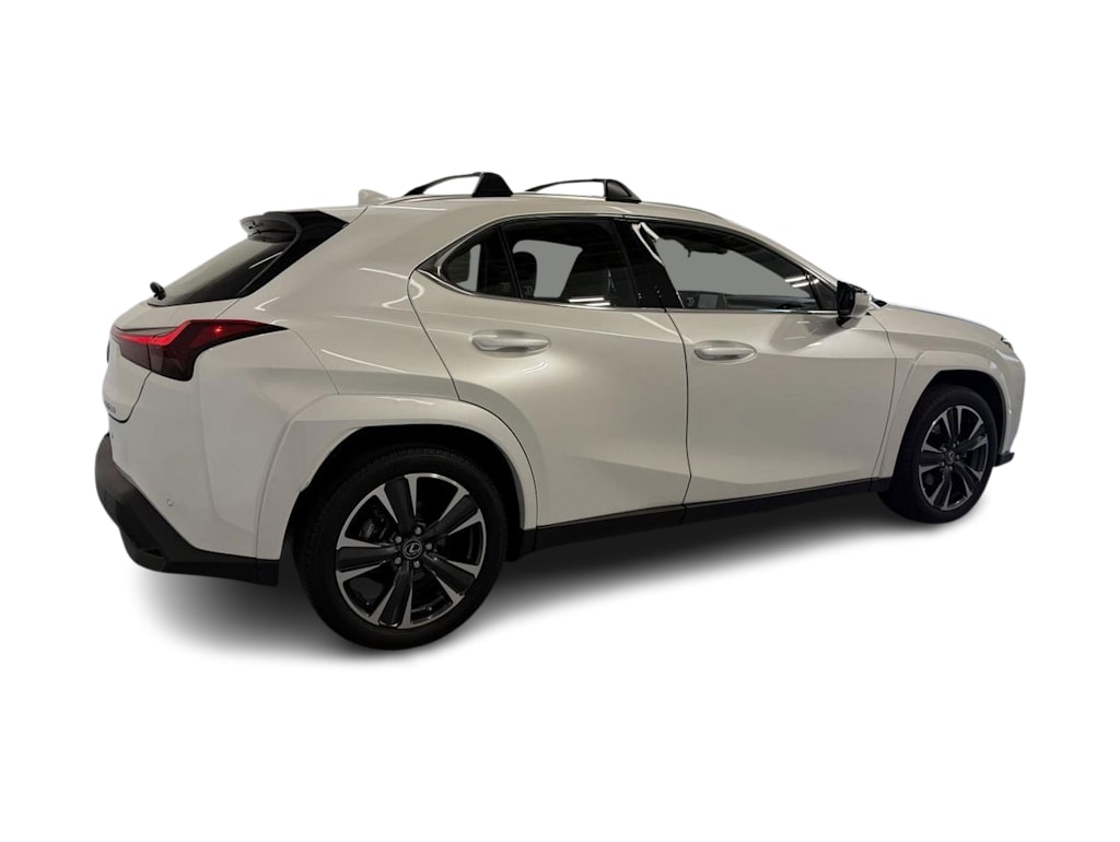 Thumbnail: 2024 Lexus UX - 16
