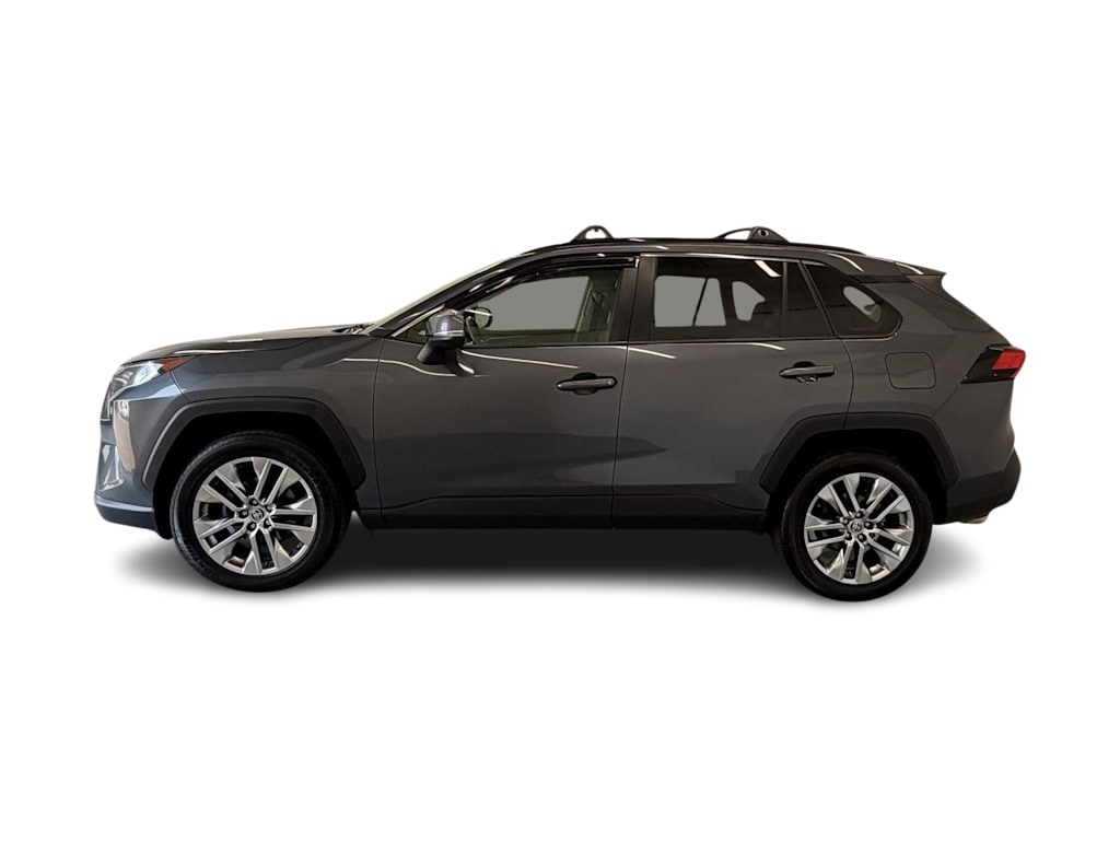 Thumbnail: 2021 Toyota RAV4 - 3