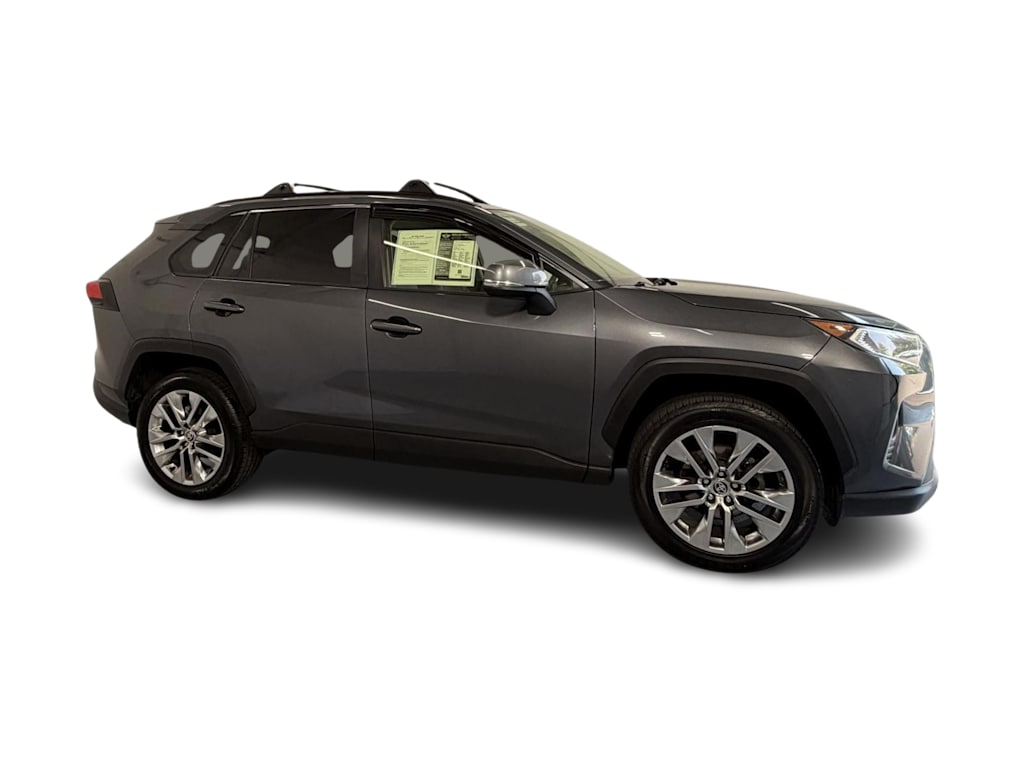 Thumbnail: 2021 Toyota RAV4 - 16