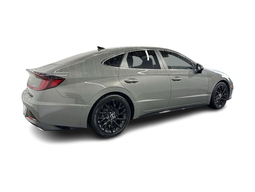 Thumbnail: 2021 Hyundai Sonata - 17