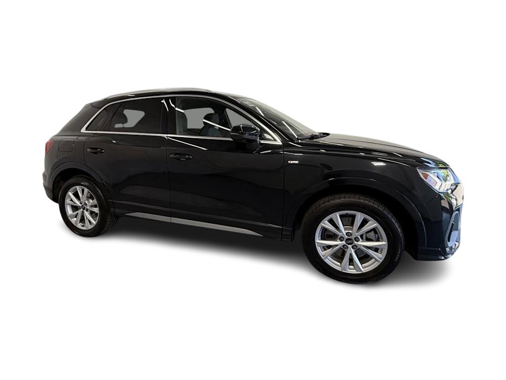 Thumbnail: 2024 Audi Q3 - 16