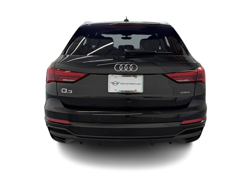 Thumbnail: 2024 Audi Q3 - 4