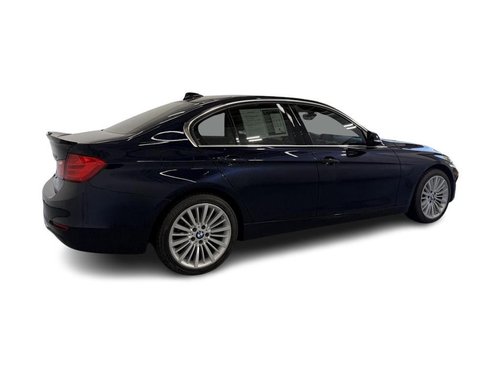 Thumbnail: 2015 BMW 3 Series - 16