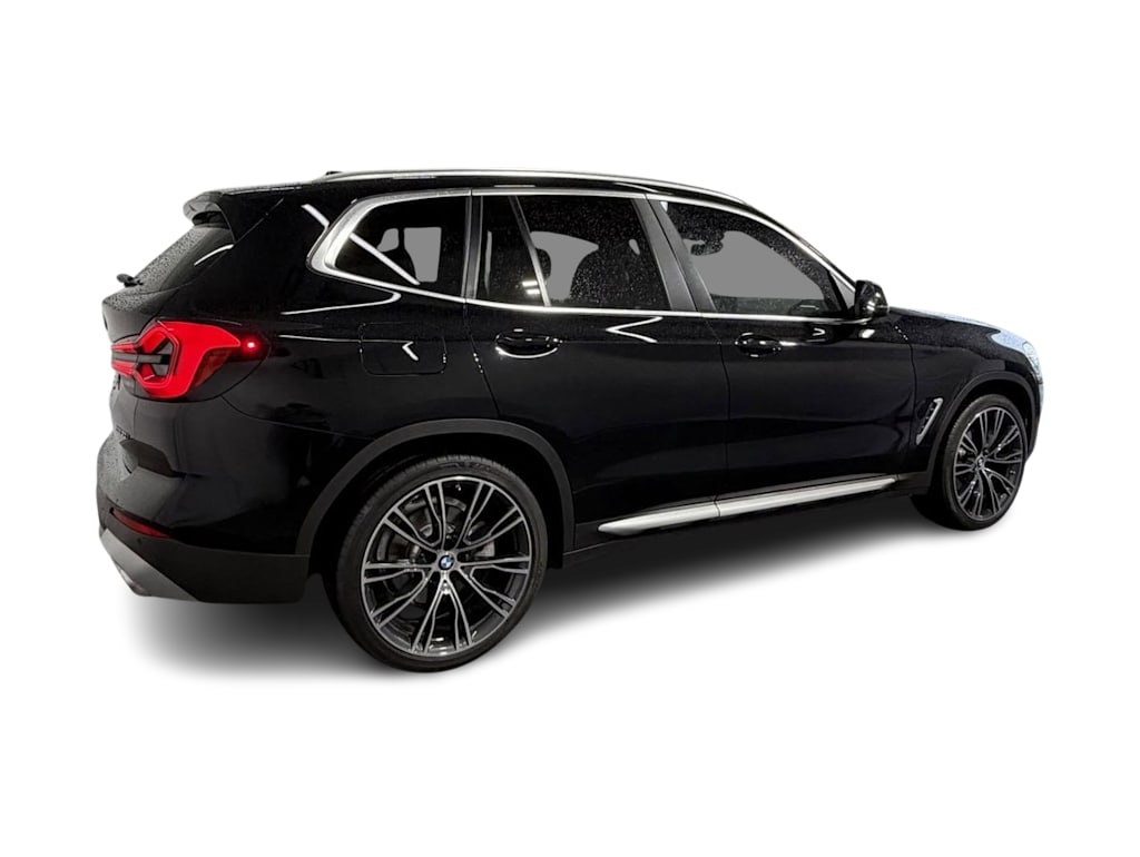 Thumbnail: 2023 BMW X3 - 17