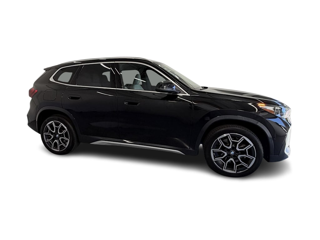 Thumbnail: 2025 BMW X1 - 17