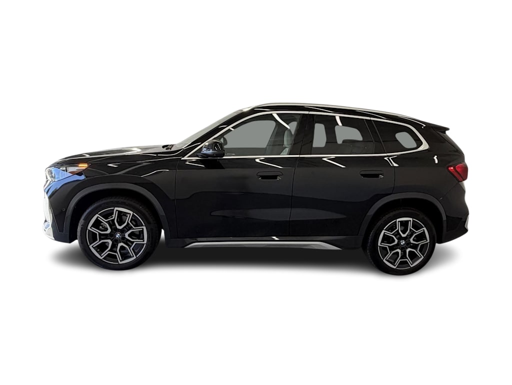 Thumbnail: 2025 BMW X1 - 3