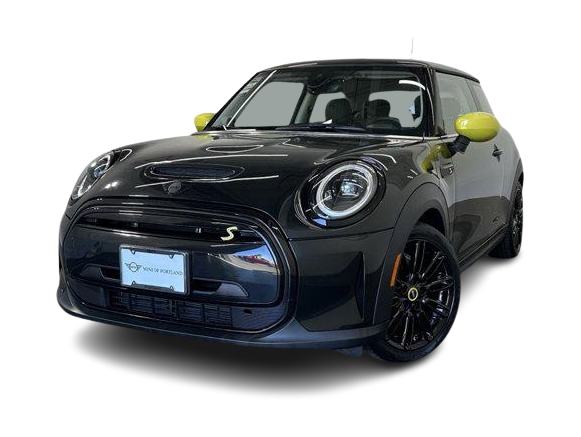Used 2024 MINI Hardtop 2 Door SE with VIN WMW13DJ06R2U83574 for sale in Hudson, WI