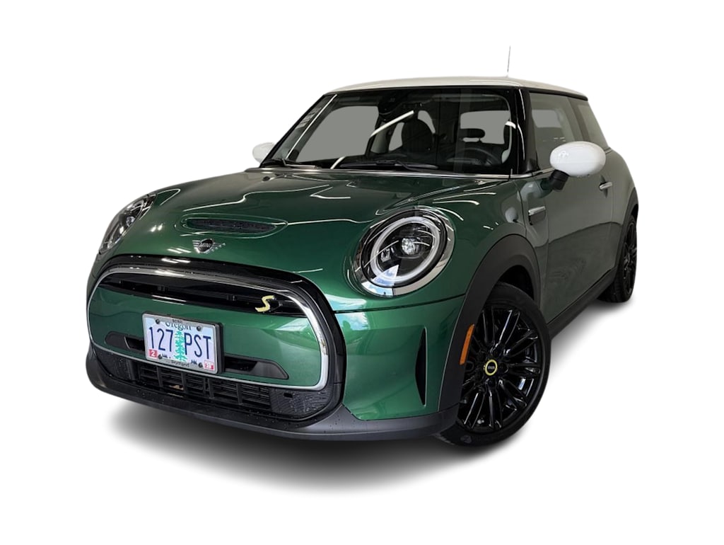 Used 2024 MINI Hardtop 2 Door SE with VIN WMW13DJ08R2V87936 for sale in West Allis, WI