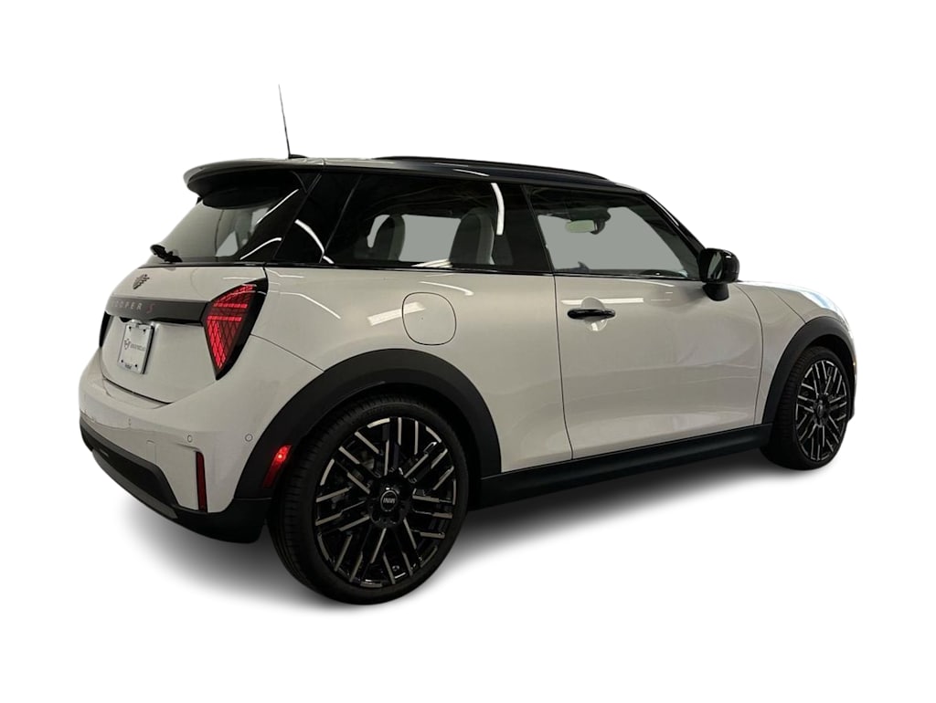 Thumbnail: 2025 MINI Cooper - 17
