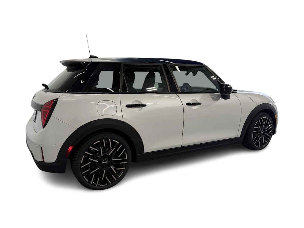 Thumbnail: 2026 MINI Cooper - 15
