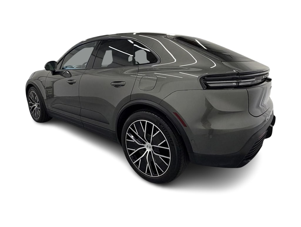 Thumbnail: 2025 Porsche Macan - 4