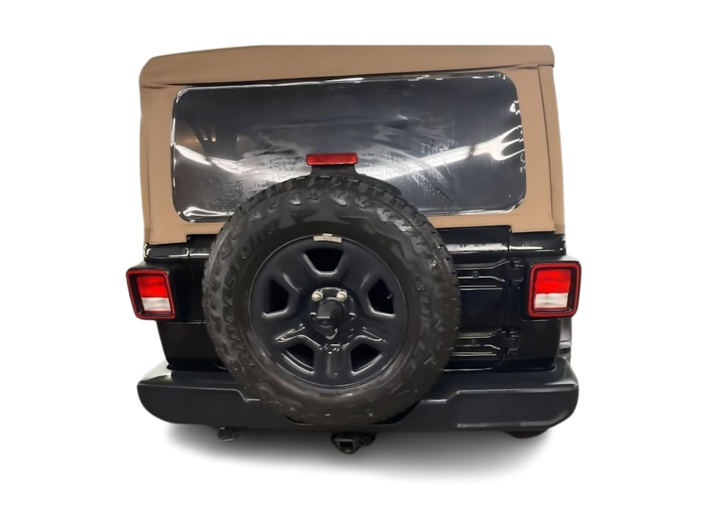 Thumbnail: 2020 Jeep Wrangler - 17