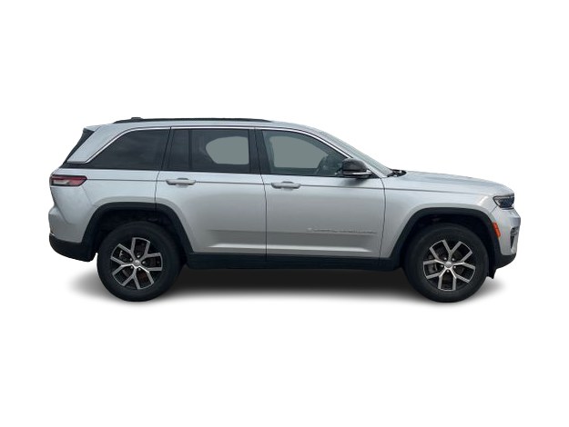Thumbnail: 2024 Jeep Grand Cherokee - 18