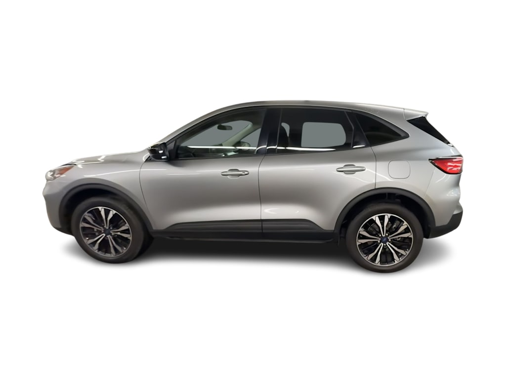 Thumbnail: 2022 Ford Escape - 3