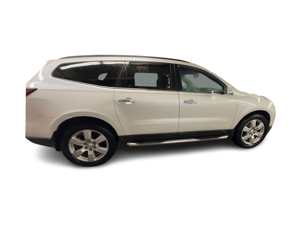 Thumbnail: 2017 Chevrolet Traverse - 20