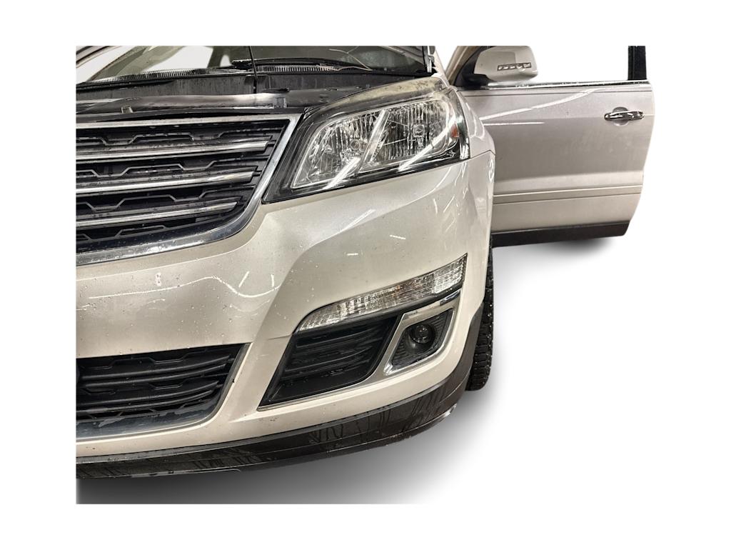 Thumbnail: 2017 Chevrolet Traverse - 22