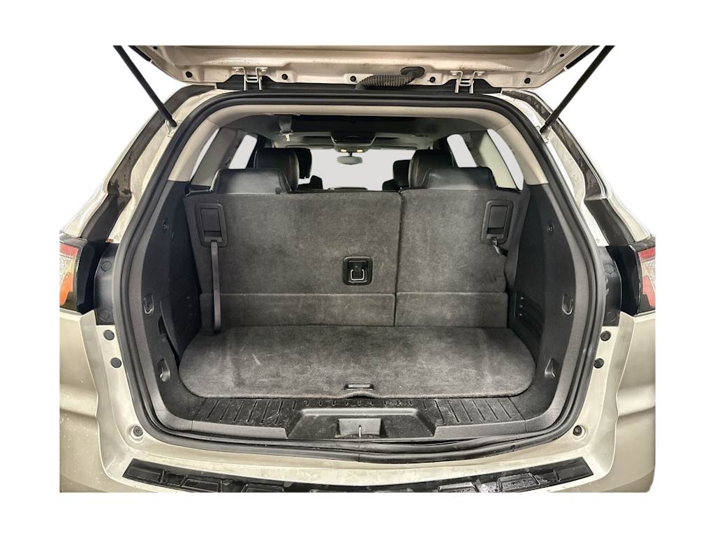 Thumbnail: 2017 Chevrolet Traverse - 15