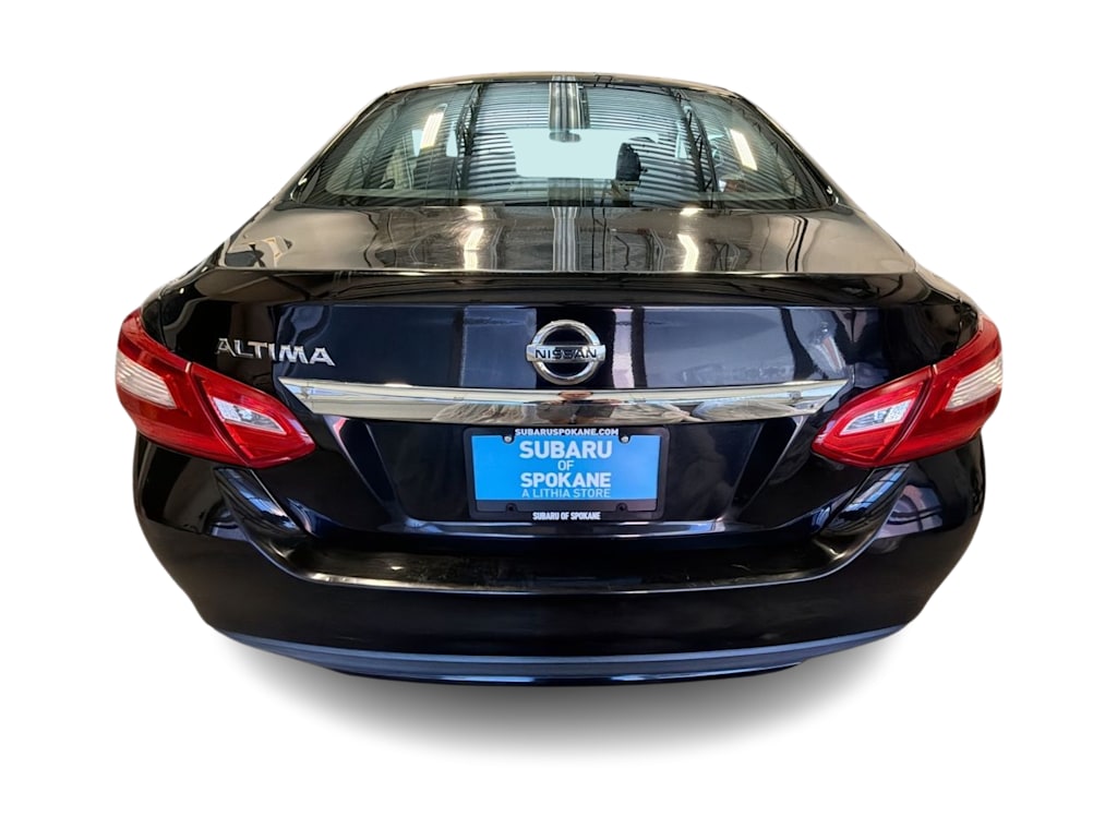 Thumbnail: 2017 Nissan Altima - 21