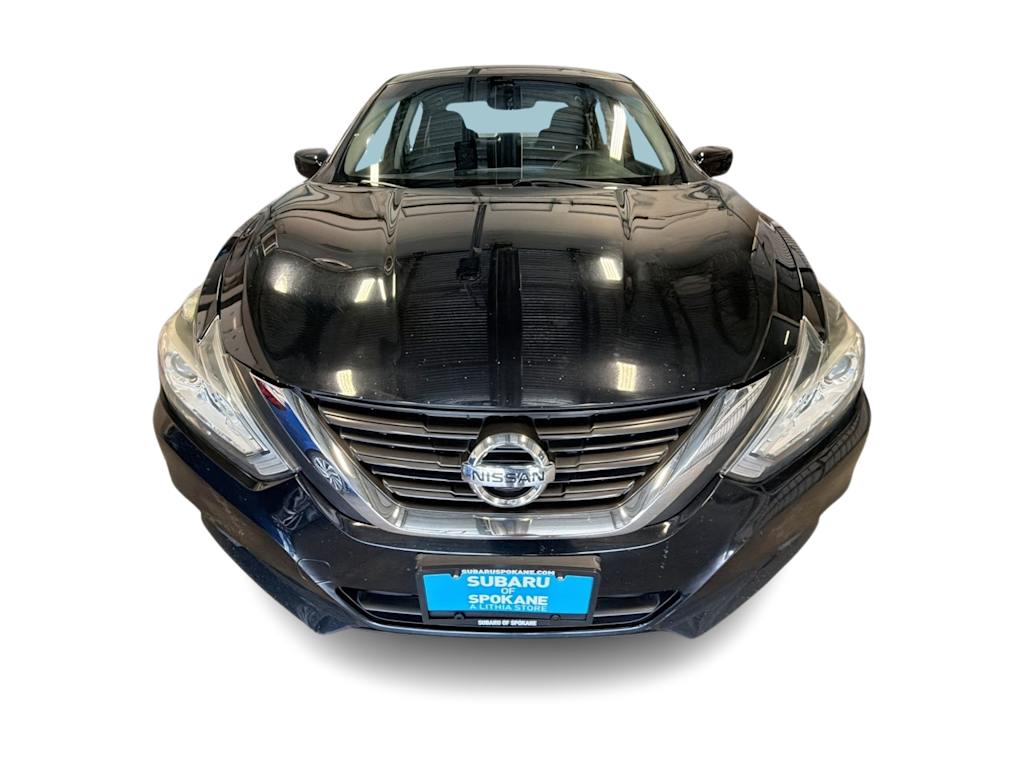 Thumbnail: 2017 Nissan Altima - 4