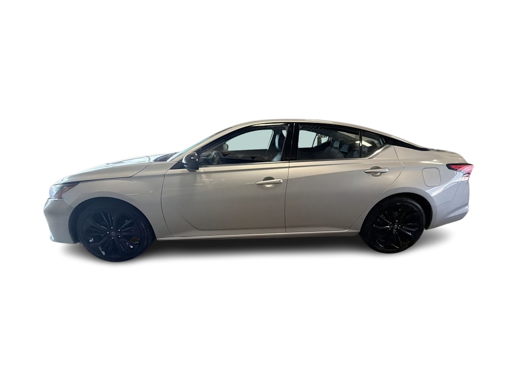 Thumbnail: 2024 Nissan Altima - 3