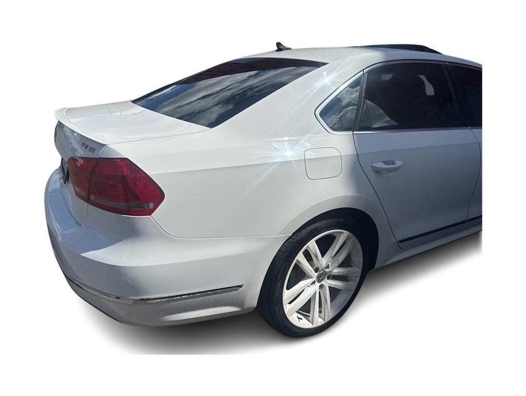 Thumbnail: 2013 Volkswagen Passat - 5
