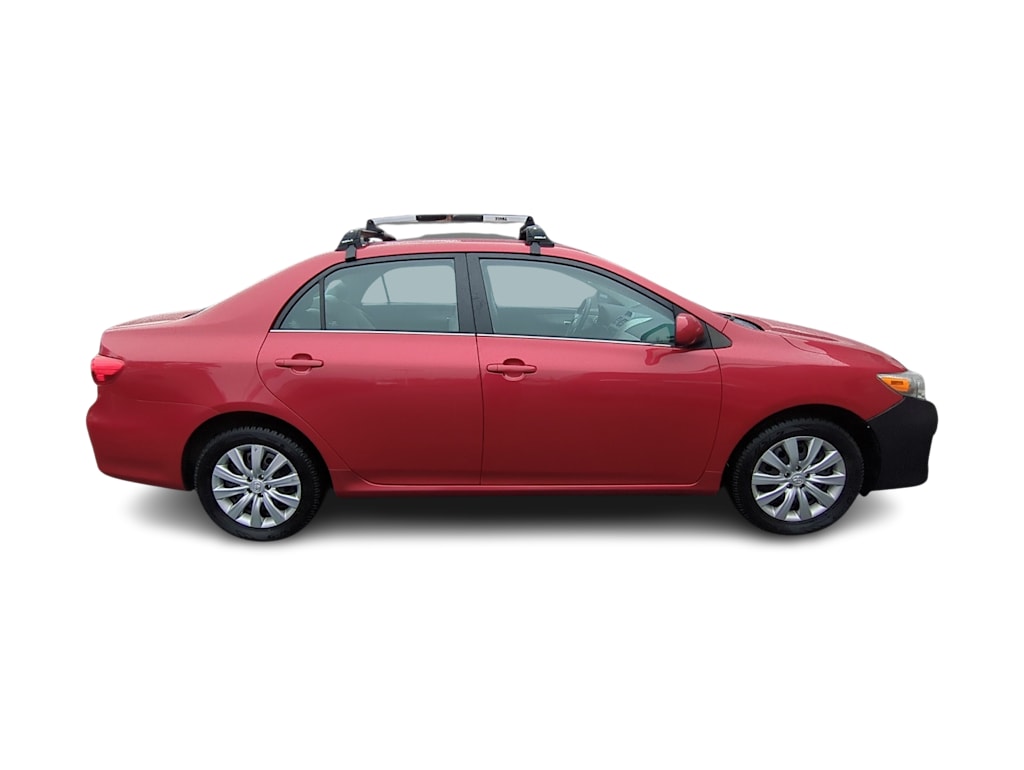 Thumbnail: 2013 Toyota Corolla - 23