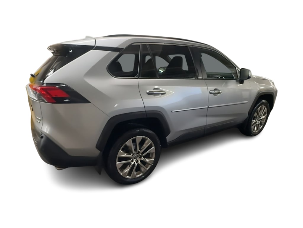 Thumbnail: 2019 Toyota RAV4 - 22