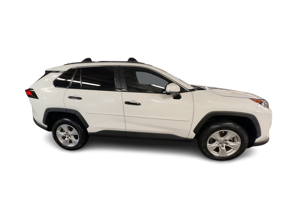 Thumbnail: 2019 Toyota RAV4 - 22