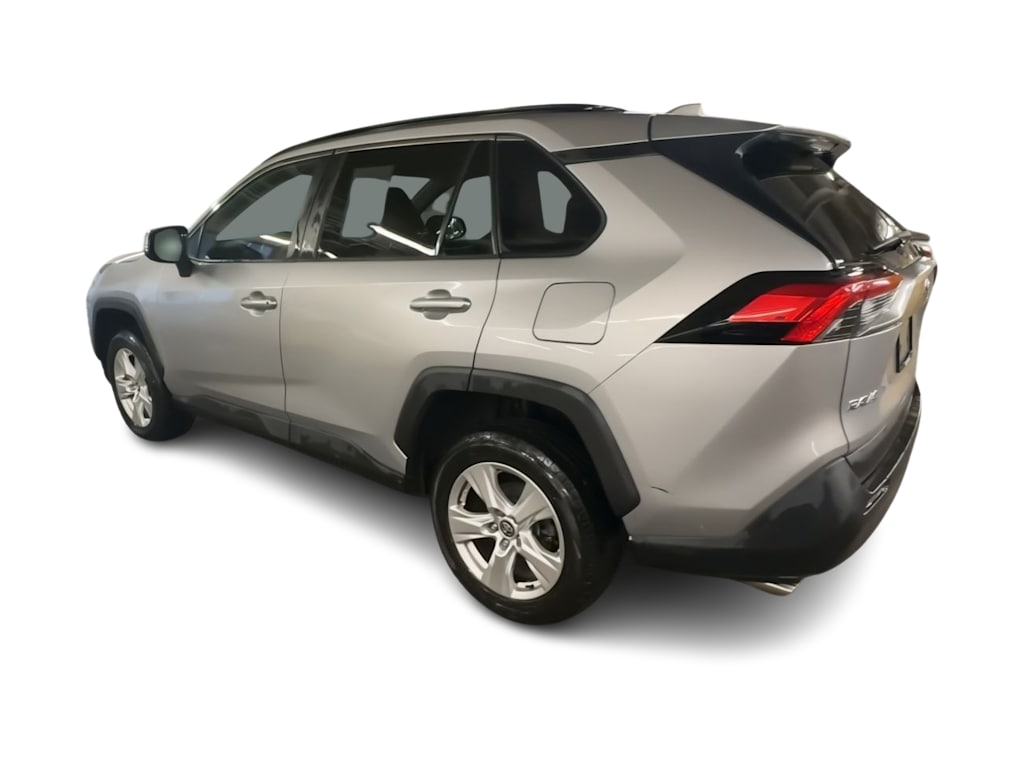 Thumbnail: 2021 Toyota RAV4 - 4