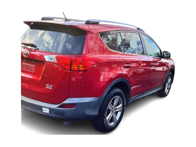 2015 Toyota RAV4 XLE 9