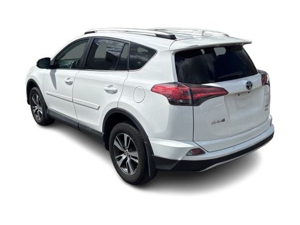 Thumbnail: 2018 Toyota RAV4 - 18