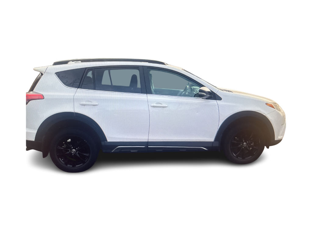 Thumbnail: 2018 Toyota RAV4 - 15