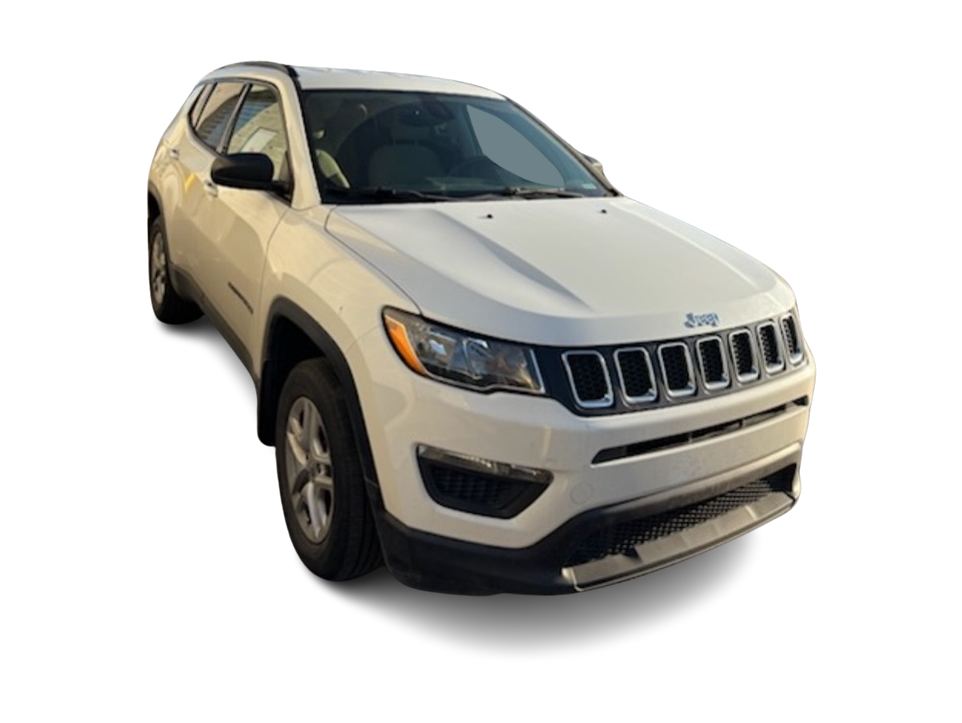 Thumbnail: 2018 Jeep Compass - 21