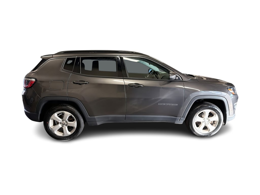 Thumbnail: 2018 Jeep Compass - 23