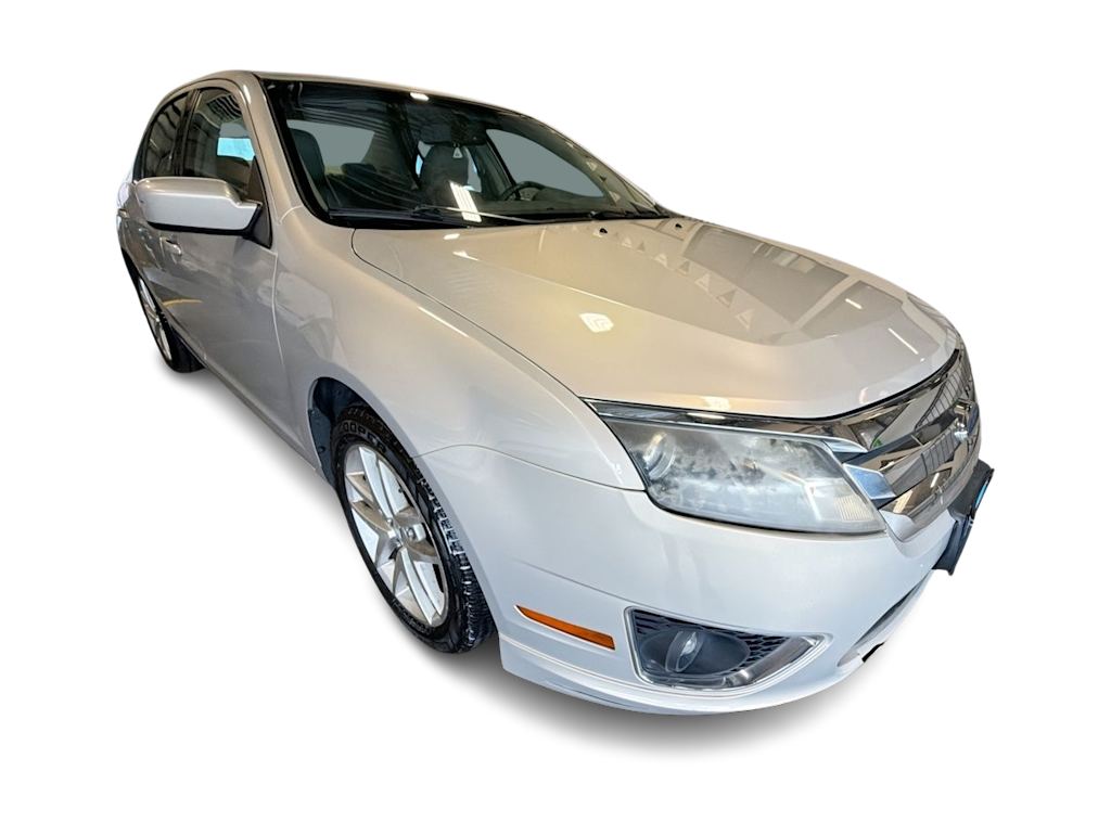Thumbnail: 2010 Ford Fusion - 20