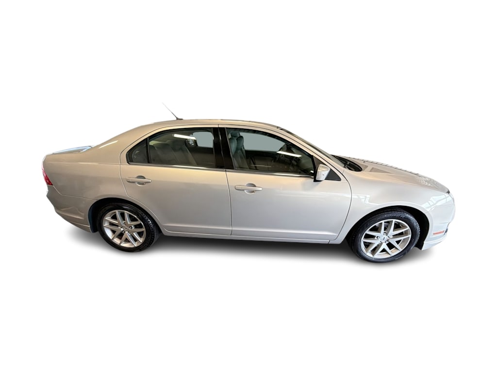 Thumbnail: 2010 Ford Fusion - 23