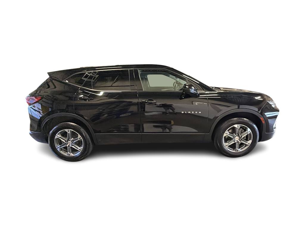 Thumbnail: 2025 Chevrolet Blazer - 23