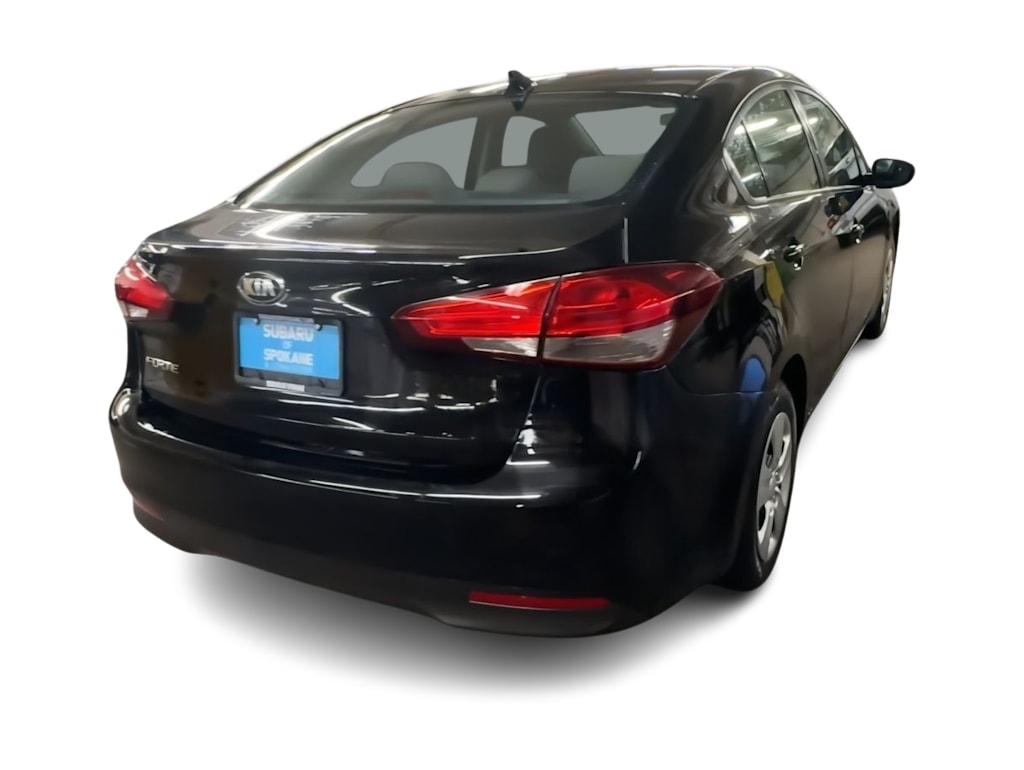 Thumbnail: 2017 Kia Forte - 23
