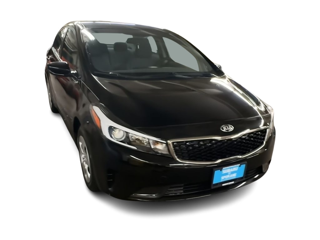 Thumbnail: 2017 Kia Forte - 4
