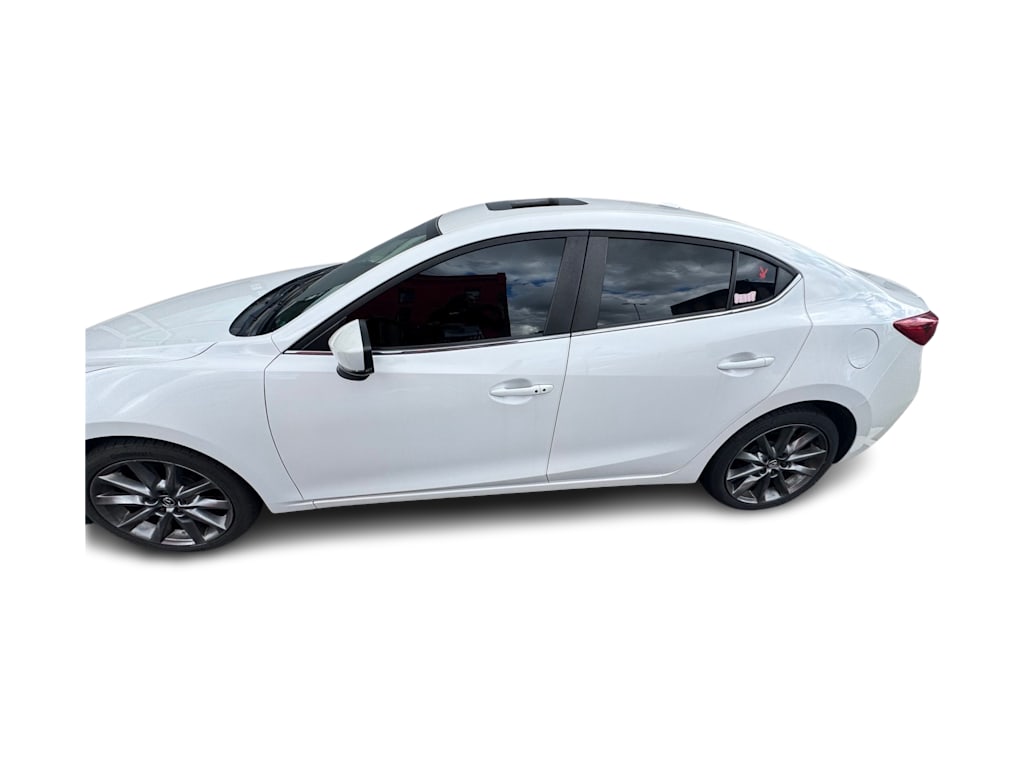Thumbnail: 2018 Mazda Mazda3 - 2