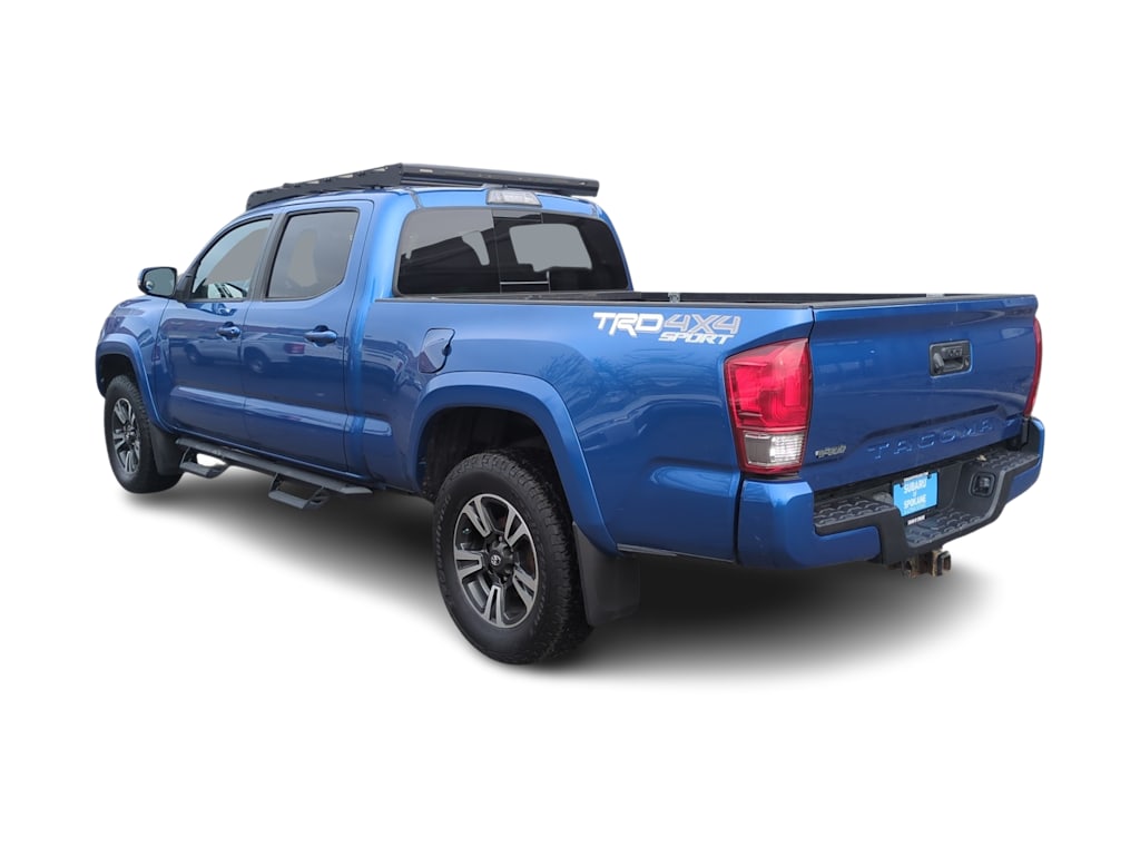 Thumbnail: 2017 Toyota Tacoma - 4