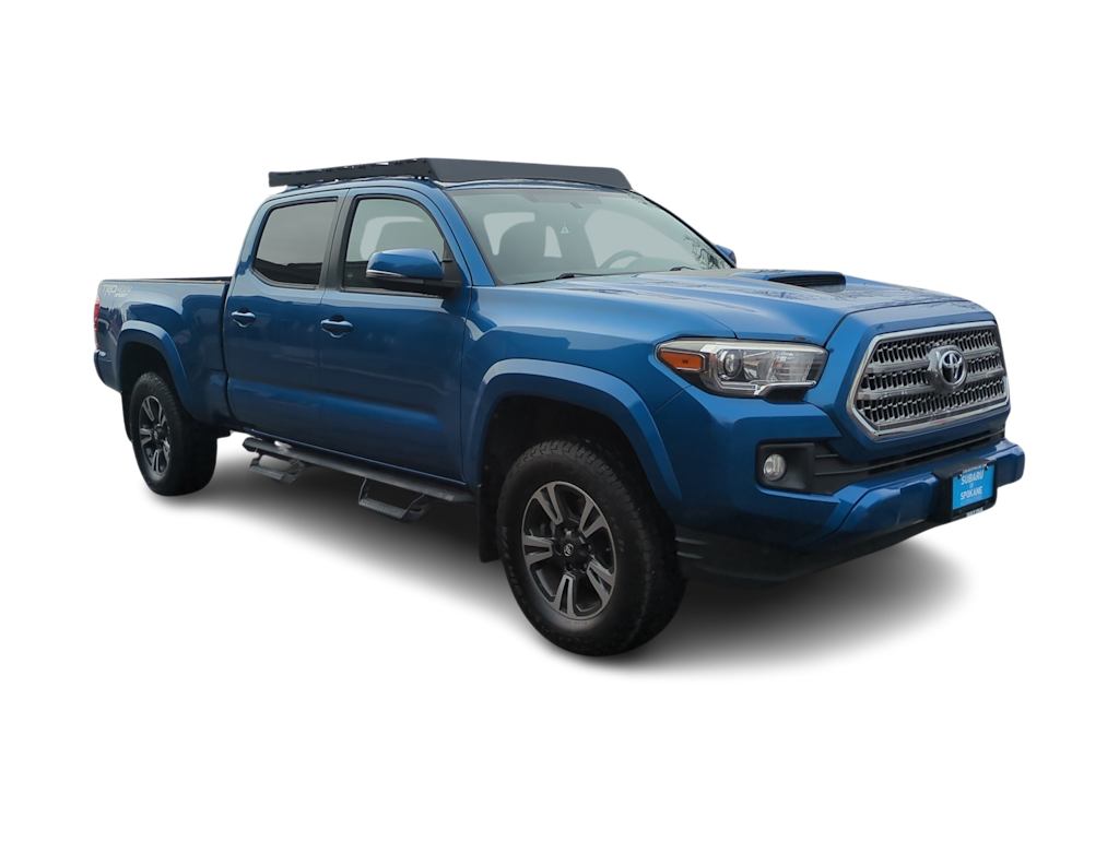 Thumbnail: 2017 Toyota Tacoma - 20