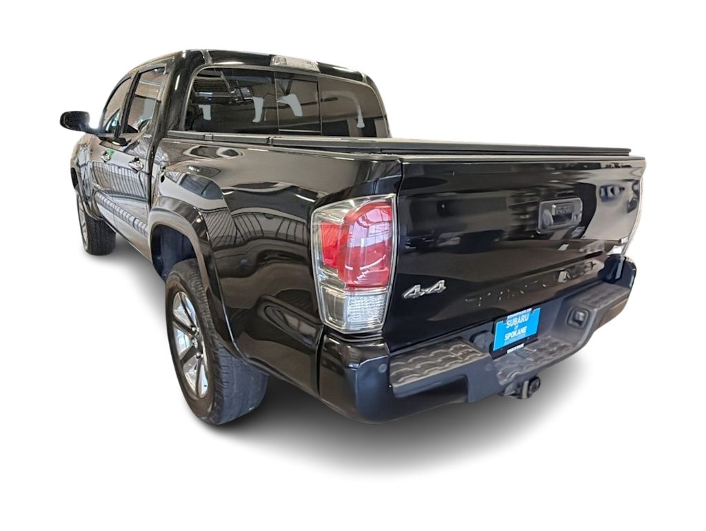 Thumbnail: 2017 Toyota Tacoma - 20